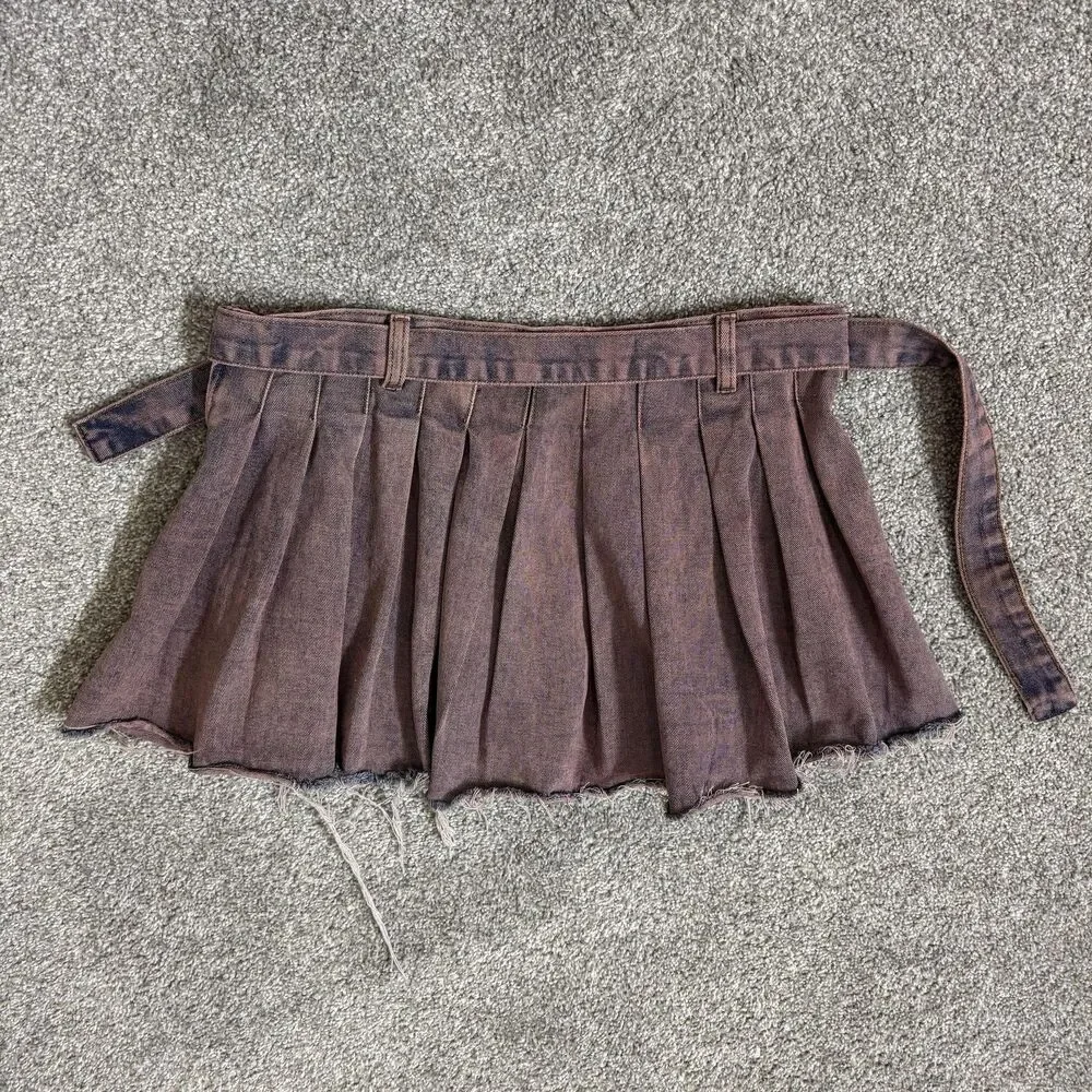 Fashion Nova Skirt Womens XL Pink Denim Pleated Mini Belted Raw Hem Micro Grunge - Picture 2 of 11